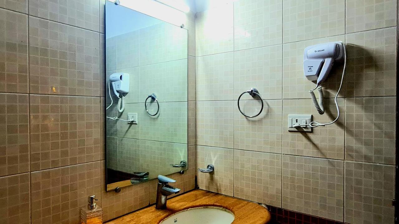 Lifespace- Spacious Hostel In A Luxurious Villa Pune Exterior foto